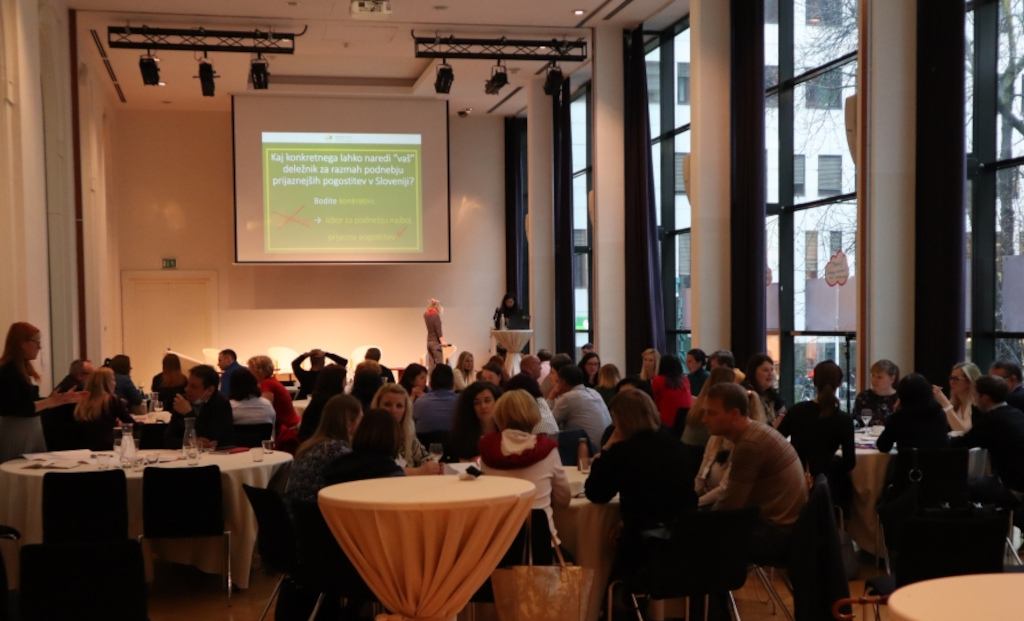 eusaunisport's tweet photo. More #sustainable #catering in events plays an important role in having greener (also #sports) events. Read a summary of the conference on this topic, held in #Ljubljana.
#ClimateActionToTheTable #ClimateMenu #Sustainability #GreenSportsEurope
https://t.co/PnlelMZm4f https://t.co/f5pEBUjdEI