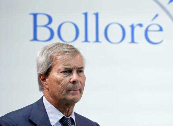brazzanews's tweet photo. 🇫🇷C’est officiel. Le groupe Bolloré Transport &amp; Logistics (BTL) a confirmé dans un bref communiqué daté du 31 mars avoir signé avec MSC le contrat de cession de 100 % de la marque Bolloré Africa Logistics (BAL). https://t.co/Fw14YwQu5A 

#ChezMoiAuCongo  #Congoterminal #PAPN https://t.co/mVVhklNOy8