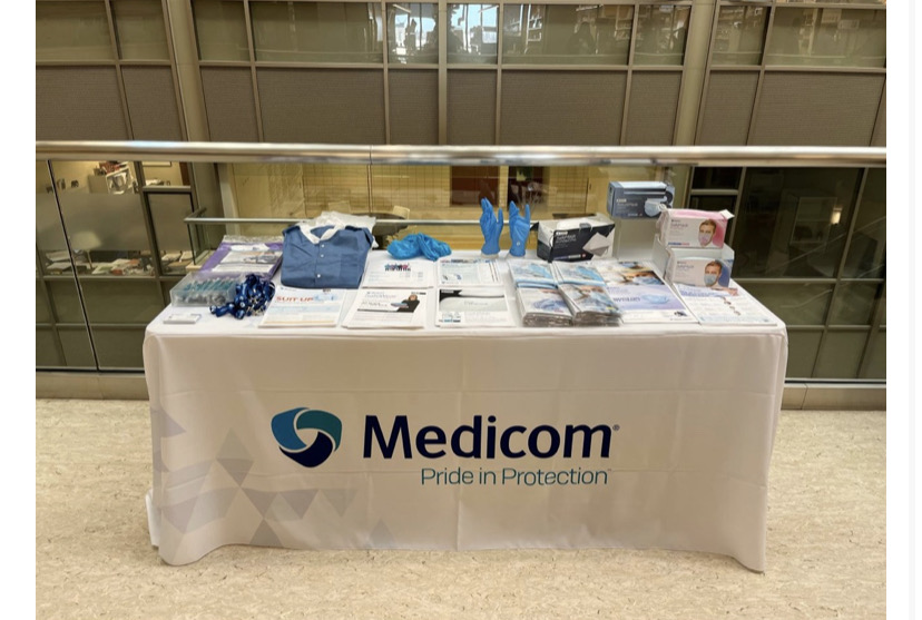 Gloves, masks, #N95 respirators, gowns: our team is very happy to participate in the <a href="/thermofisher/">Thermo Fisher</a> show and to display all of our lab and research #PPE products / Gants, masques, respirateurs N95, blouses: notre équipe est très heureuse de promouvoir nos #ÉPI