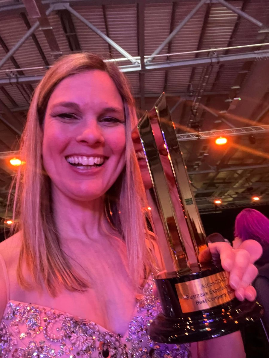 dbsdigitaluk's tweet photo. All of the DBS team are absolutely thrilled tonight to have been awarded the Biz X Best Company Culture Award! We'll have more to say on this tomorrow! Our Managing Director @dbs_julie is pictured below with @ActionCoachJohn receiving the award from the fabulous @clarebalding! https://t.co/O85UALtuXR