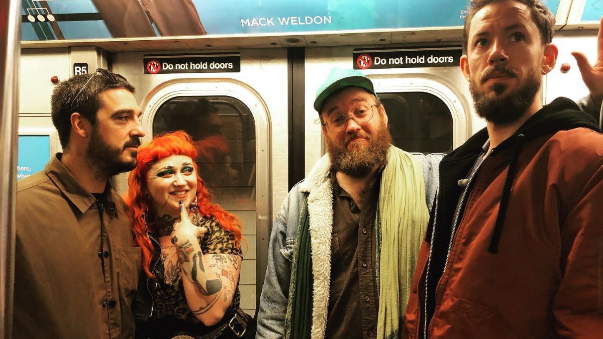 SoulBounce's tweet photo. LISTEN: @HiatusKaiyote Give Us Another Listen To ‘Mood Variant’ With Remixes Of ‘Chivalry Is Not Dead’ & ‘Bone And Marrow’ 🎶 https://t.co/Il7x7jFCdW
#HiatusKaiyote #MoodVariant #ChivalryIsNotDead #BoneAndMarrow #SoulBounce #music https://t.co/3XeZMpBUW5