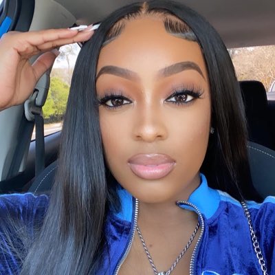 WhoYou_Cupcake's tweet photo. #NewProfilePic https://t.co/nY5E3smnv9