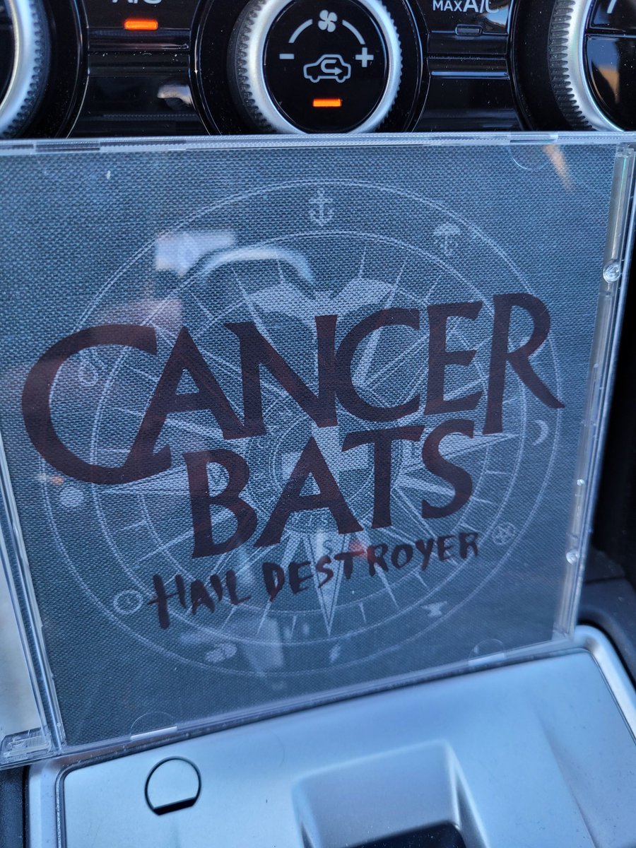 Driving with this smokin' Album by the Cancer Bats from🤟🇨🇦🤟
😈'HaiL DeSTRoYeR'👿
#CancerBats 
#HeavyMetal 
#HardcorePunkRock