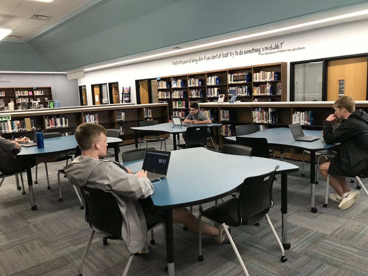 Mrs. Mitchell tweet media