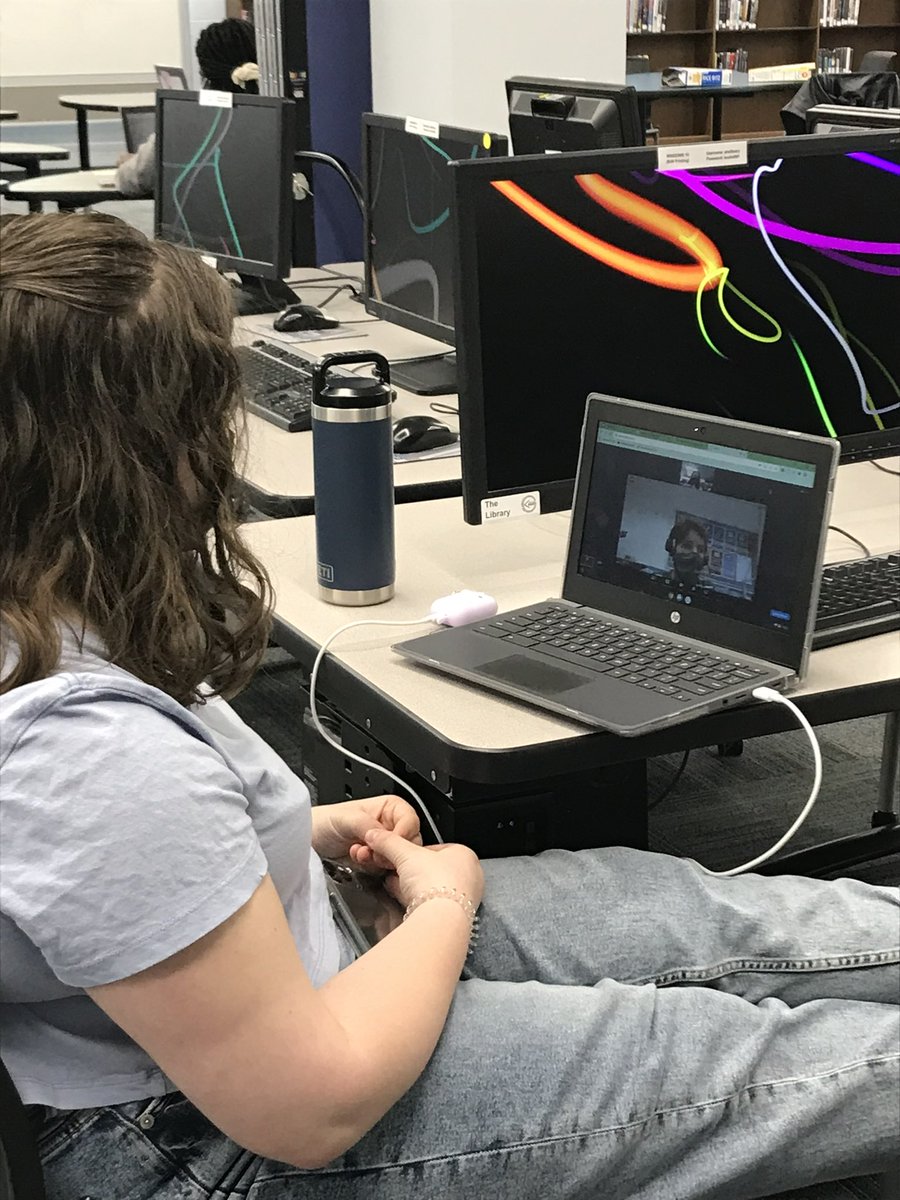 Mrs. Mitchell tweet media