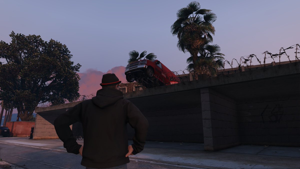 tbmarkus's tweet image. Hey Twitter! ✌️

Jaaaaa - Es ist mal wieder Zeit für neue #gtarp Screens von @UnityLifeDE 📸

Wer genau hinschaut entdeckt auch was "neues". 🦊

Mehr dazu bald in meinen Streams... 🙂