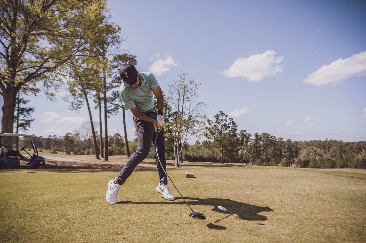OSUCowboyGolf's tweet photo. Dialing in.
#okstate | #golfschool https://t.co/Vpnk1WygZs