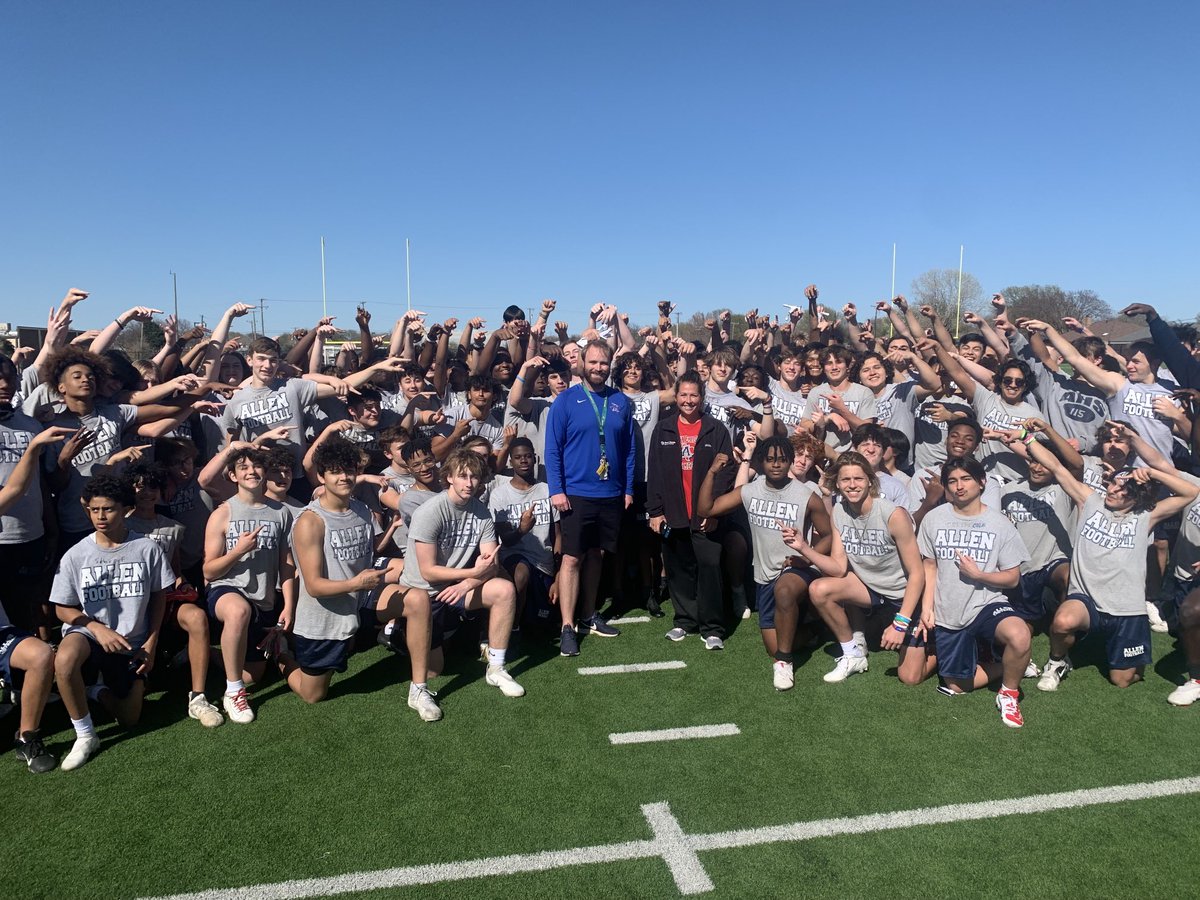 HUGE s/o Coach Miller &amp; Coach Shaw for the absolutely crazy amazing job they do for all of our athletes at ⁦<a href="/alleneaglesfb/">Allen Eagles Football ⭐️⭐️⭐️⭐️⭐️</a>⁩ &amp; ⁦<a href="/AllenHS_Eagles/">Allen High School</a>⁩ Athletics! #BestistheStandard