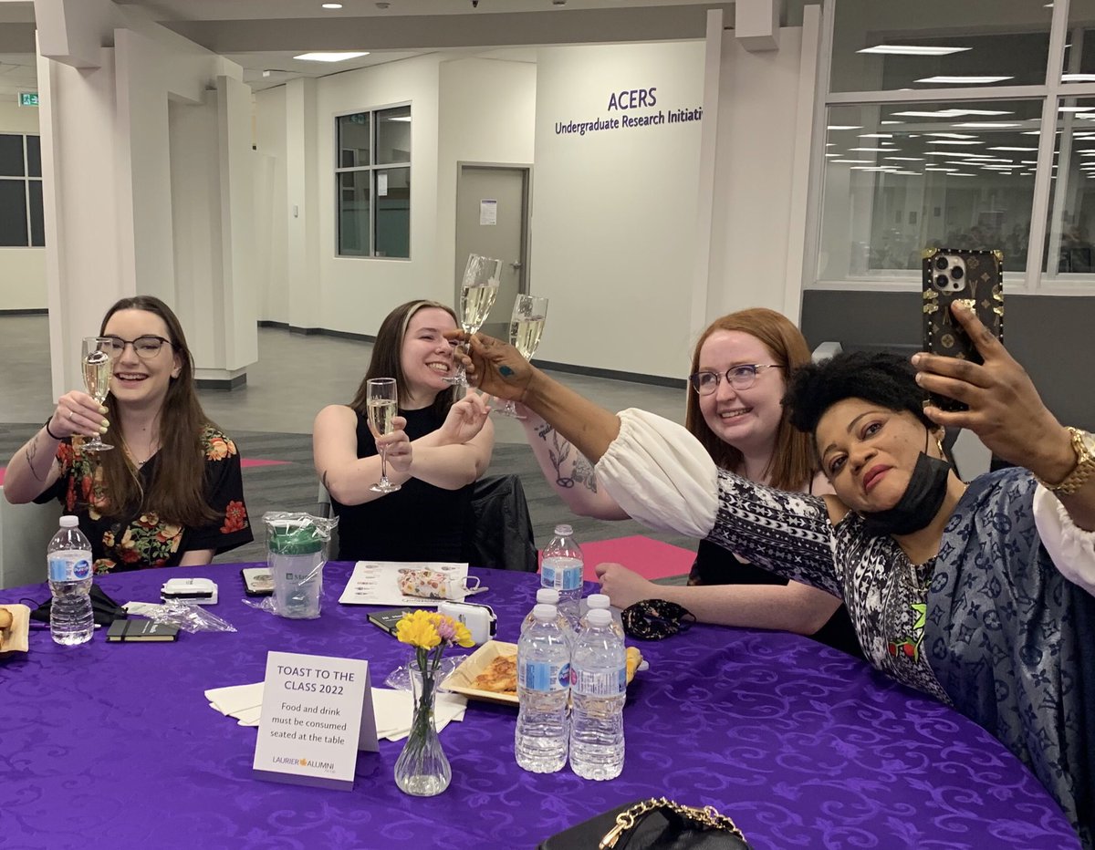Wilfrid Laurier University tweet media