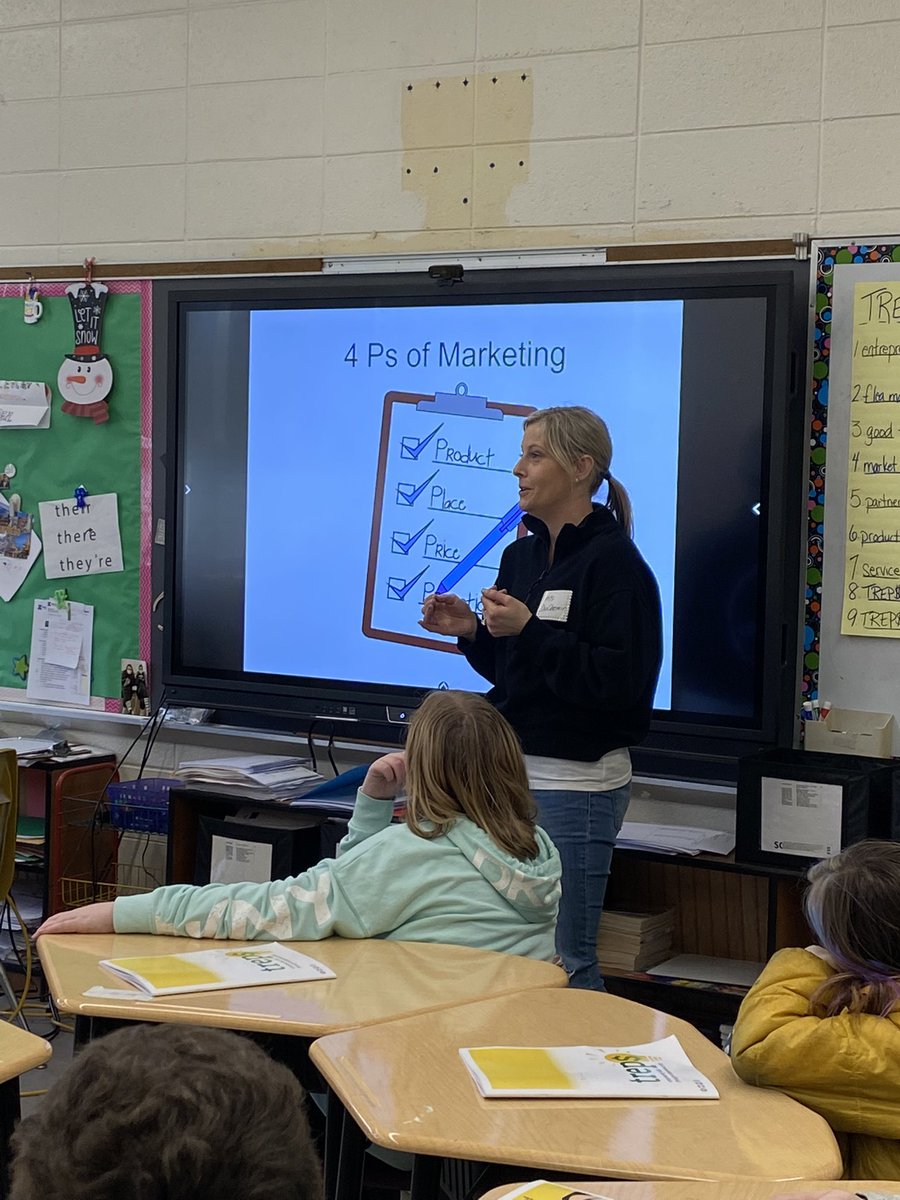 Christine Rogoff tweet media