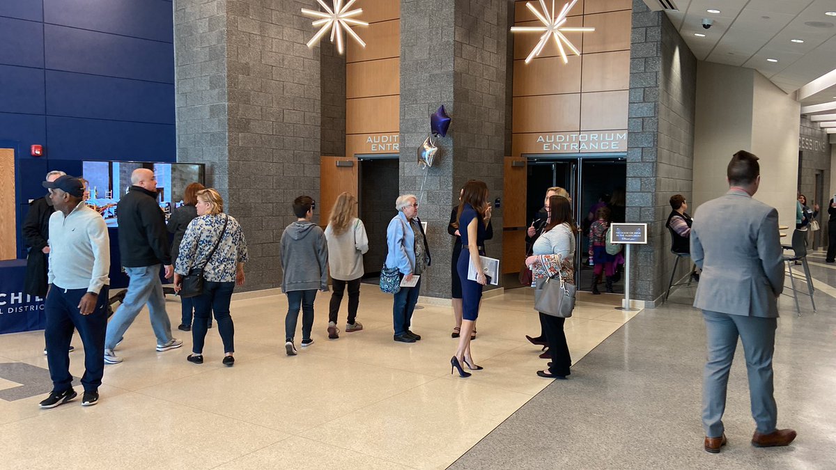 The crowds are filing in at the #GCPAC! The Grand Opening is almost underway! #TakingTheStage <a href="/GatesChiliInfo/">Gates Chili CSD</a>