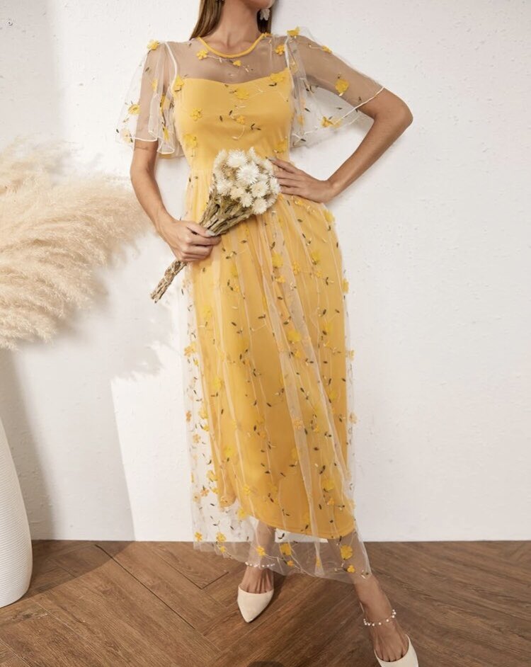 onlinestoreee's tweet photo. Right                          Or                 Left https://t.co/qBkfqAYoLz