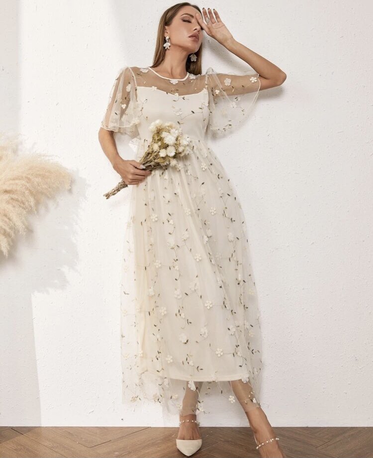 onlinestoreee's tweet photo. Right                          Or                 Left https://t.co/qBkfqAYoLz