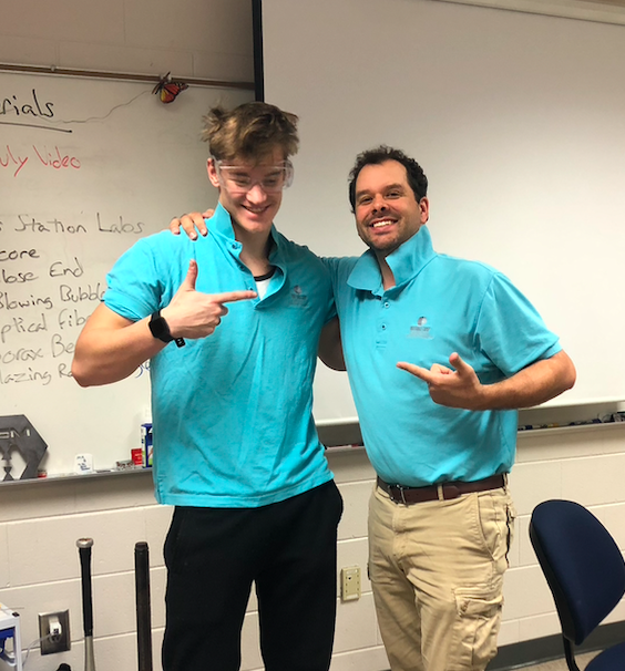 MrsCalvelage's tweet photo. Dress for success @TollesTech @MrsStrebe https://t.co/i86zr9yTQF