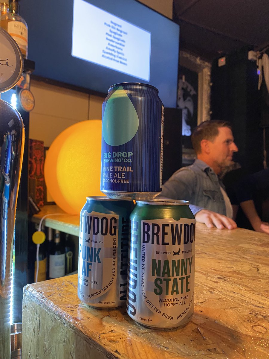 ClubAFJersey's tweet photo. So much fun tonight at the @RealSoberJo Sober session takeover at KraftyJ’s, can’t wait for the next one🤩 … cheers 🍻 https://t.co/UAASojTmQ9
