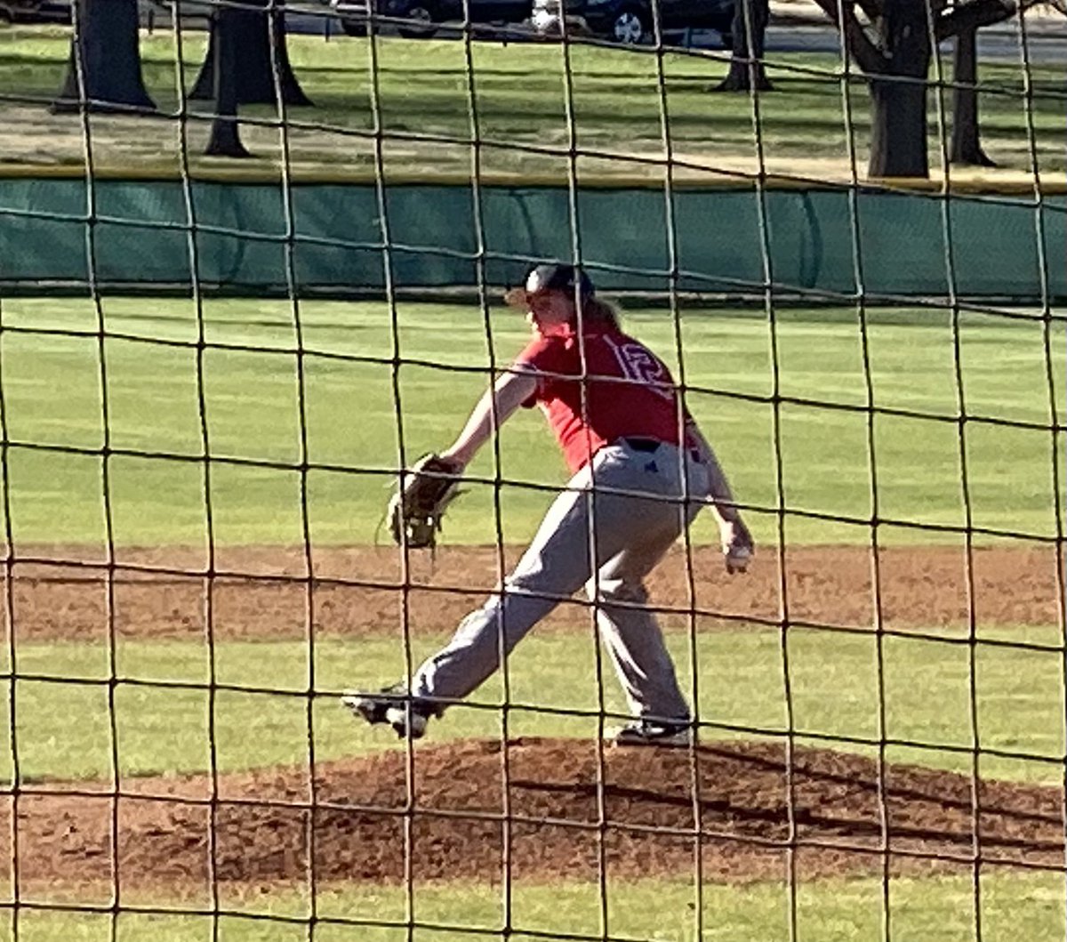 bkcometsBB's tweet photo. Comets get off to a fast start tonight and defeat Cascia Hall 5-1. Impressive outing by @GrayJSmith2023 and Camden Thompson -combined for 7IP, 2H, 1R, 0ER, 4BB, 4Ks @TalburtAndrew 2-4, 2B(2), 2RBIs @adotolo31 2-4, 2RBIs. BK travels to Sand Springs on Saturday. First Pitch 1pm. https://t.co/0UW4PcrIk6