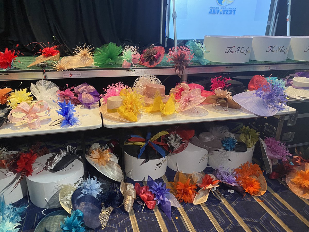 Also, <a href="/TheHatGirls/">The Hat Girls | Rachel & Kate 👒</a> brought out some of their unique hats for some of the models to wear with their looks.