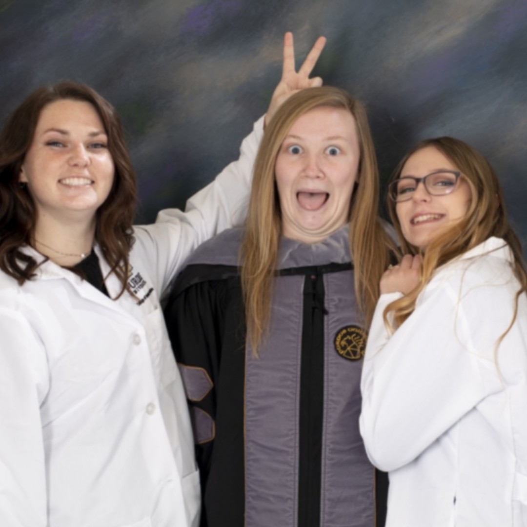pucvm's tweet photo. A sincere thank you for the extraordinary generosity of everyone that supported the next generation of DVMs by sponsoring their white coats!
Thank you!
#ClassOf2023 #AlmostDoctors #PVMFamily #BeAPurdueVet #purdueuniversity
@LifeAtPurdue https://t.co/awWDGm1nWZ