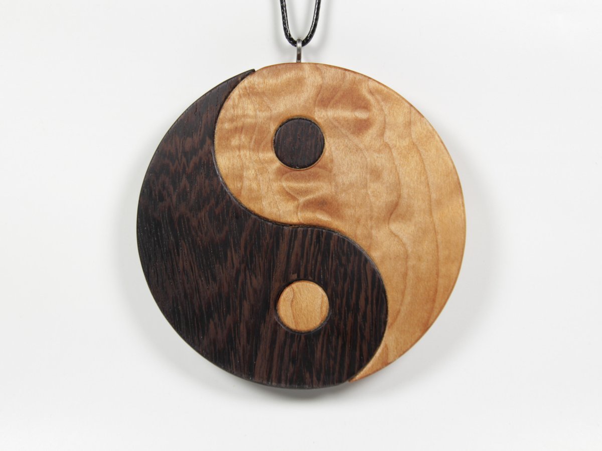 VanAlphenStudio's tweet photo. The yin yang mirror charm in quilted maple and wenge is done.
#woodworking #yinyang #mirrorcharm #VanAlphenStudio https://t.co/3a5mHroERh