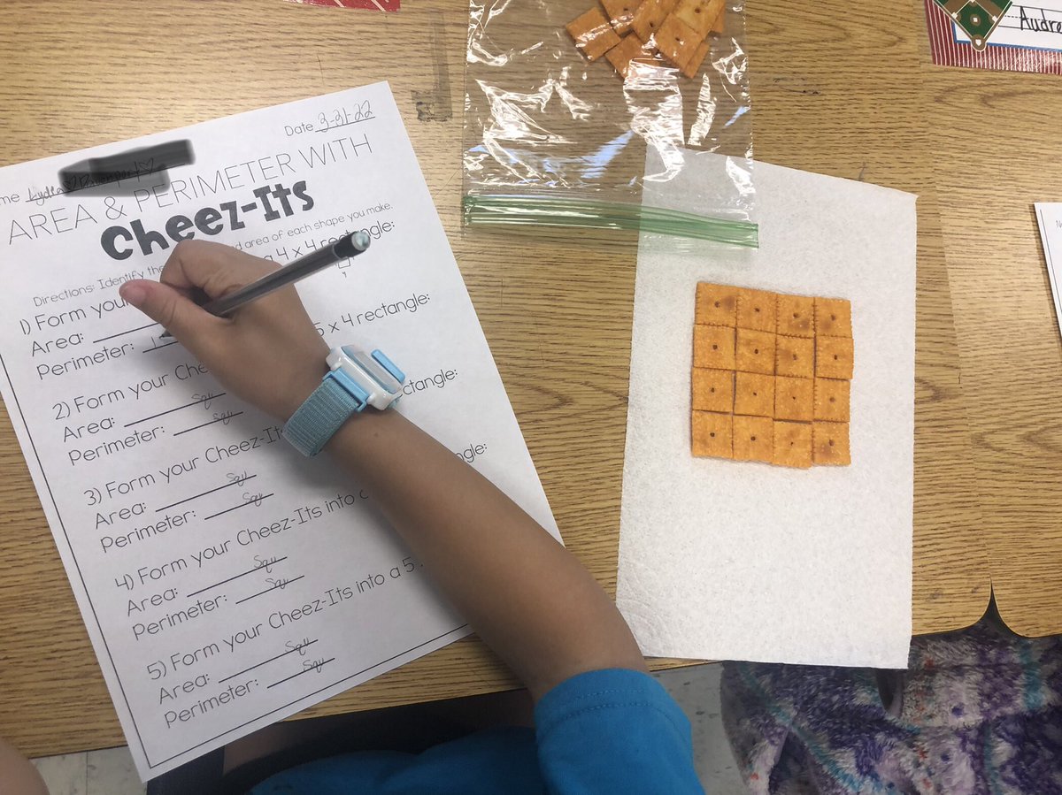 JosephC3rd2021's tweet photo. Exploring perimeter and area using Cheez-It’s! 😀 @MorningsideES https://t.co/G6e4h6MVJE