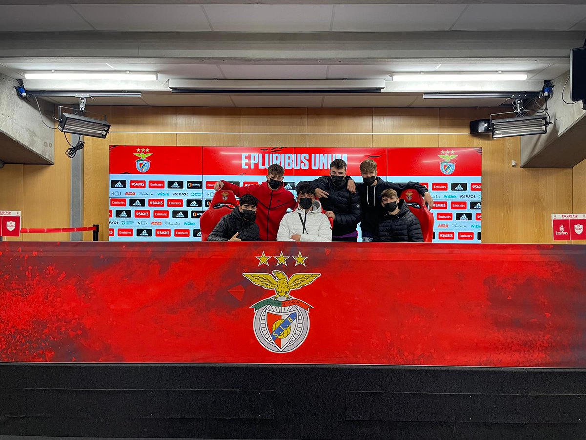 Hoy amanecimos con lluvia, pero no nos impidió disfrutar del día libre en Lisboa. Esto se acaba!!!
<a href="/HBSTORREJON/">Humanitas Torrejón</a>