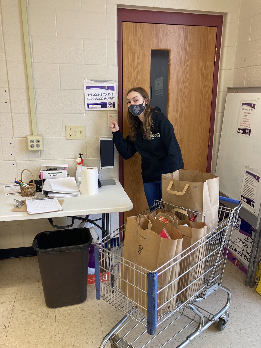 Had a great time volunteering today at the BCSC food pantry! They provide food, clothing, and other necessities to families in their school system throughout the year! <a href="/iwu_earlychild/">iwu_earlychildhood</a>