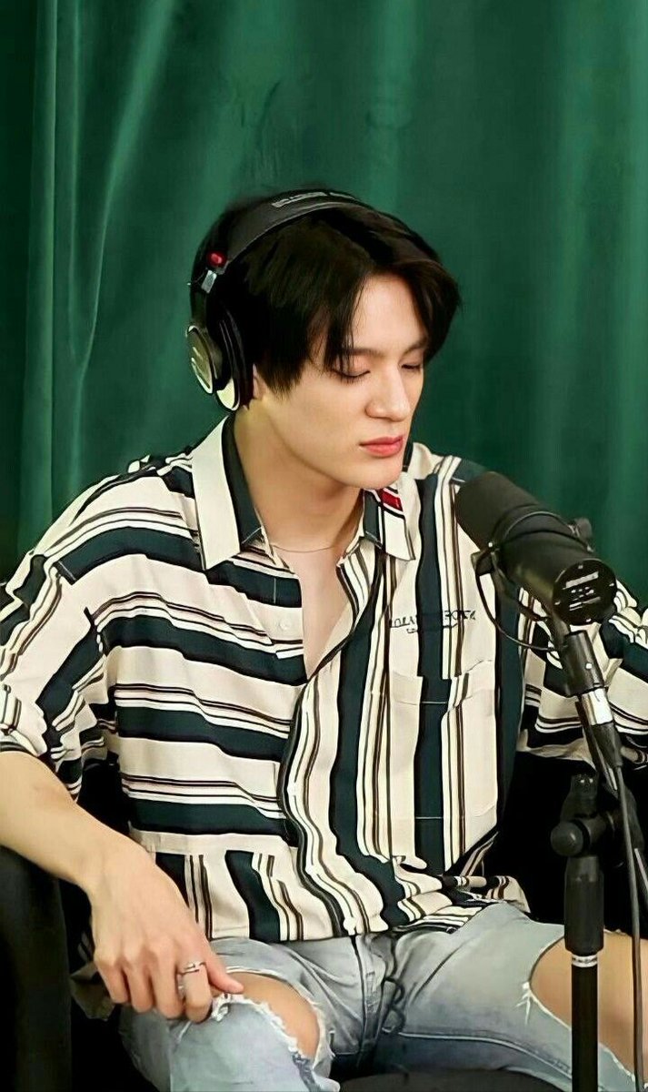 jaehyunscumshot's tweet photo. loving him for this 🥵 https://t.co/euAlbBWVJR