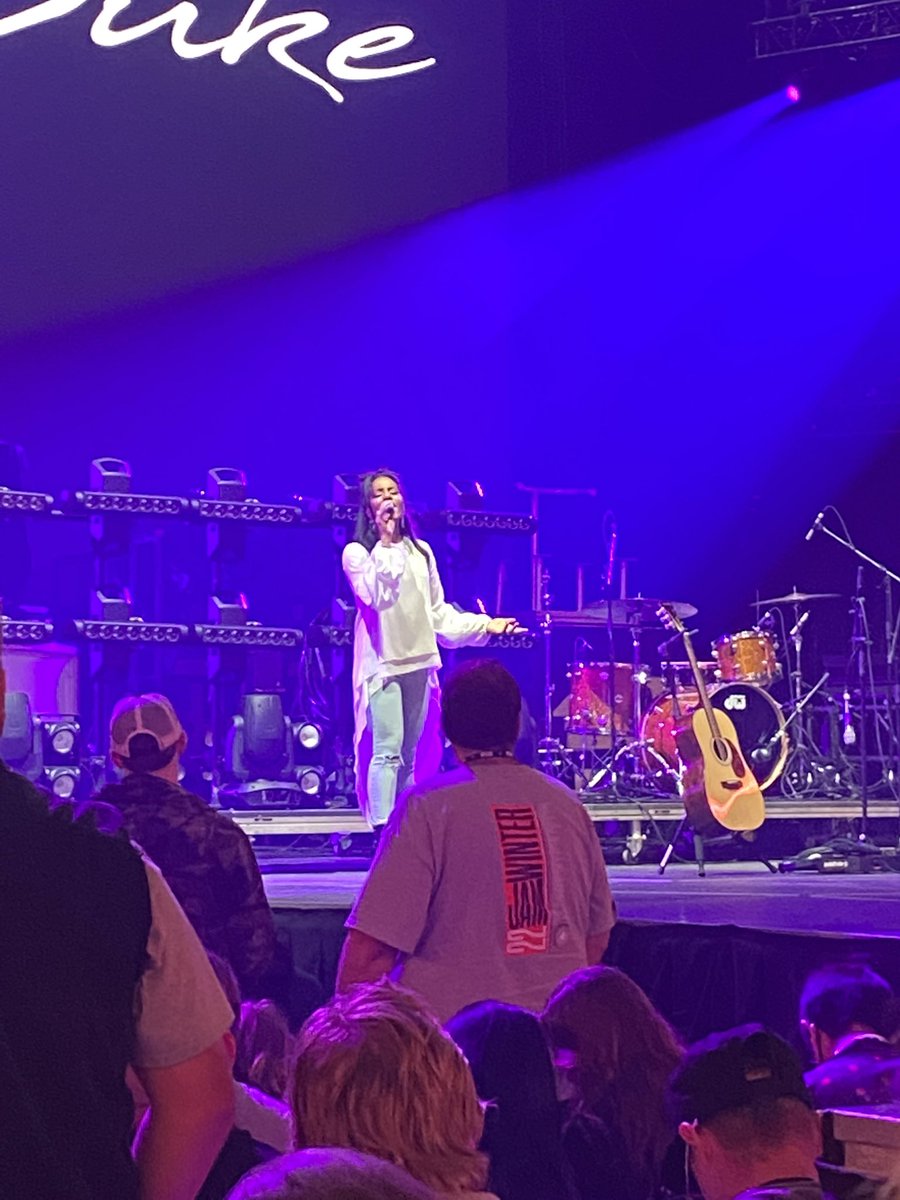 Tiffany14570532's tweet photo. Part 1 of @MeganFDuke pictures from @GasSouth during @winterjamtour #meganduke #winterjam2022 https://t.co/soPUFsAzwd
