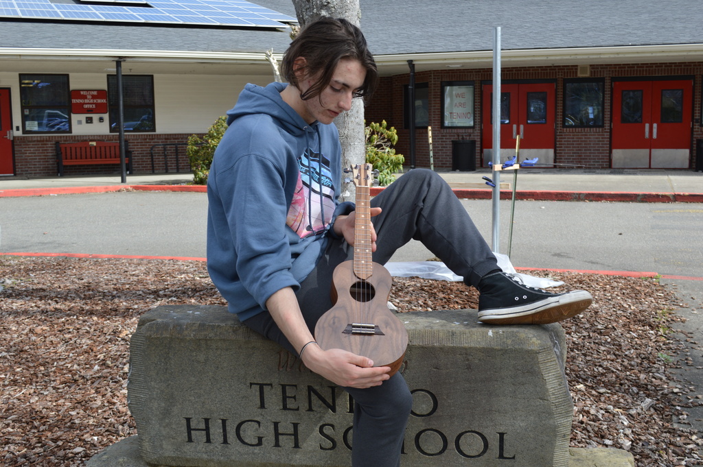 TeninoHiSchool's tweet photo. This ukulele sounds as beautiful as it looks! What an amazing job our THS students do when crafting these instruments! #CTEclass https://t.co/xdiJH6eaJq