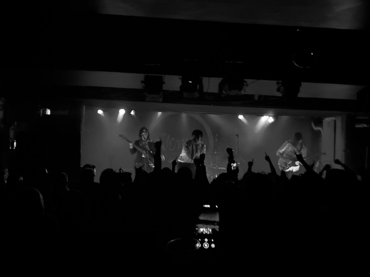 Great gig <a href="/OranMorGlasgow/">Òran Mór</a> by <a href="/Spector/">Spector</a> tonight. #neverfadeaway