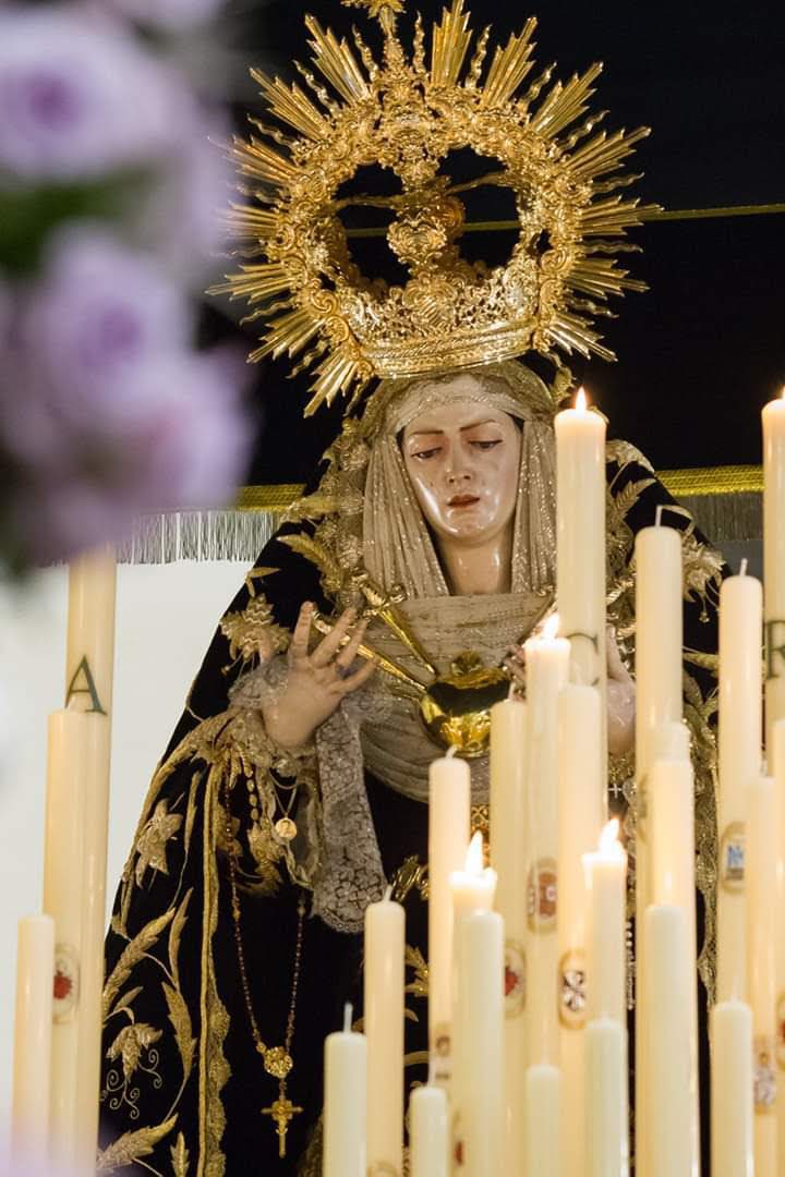 “Esperad, mis impacientes paisanos:
para tocar el cielo con las manos
nos falta solamente una semana.”

¡A VIVIRLO!