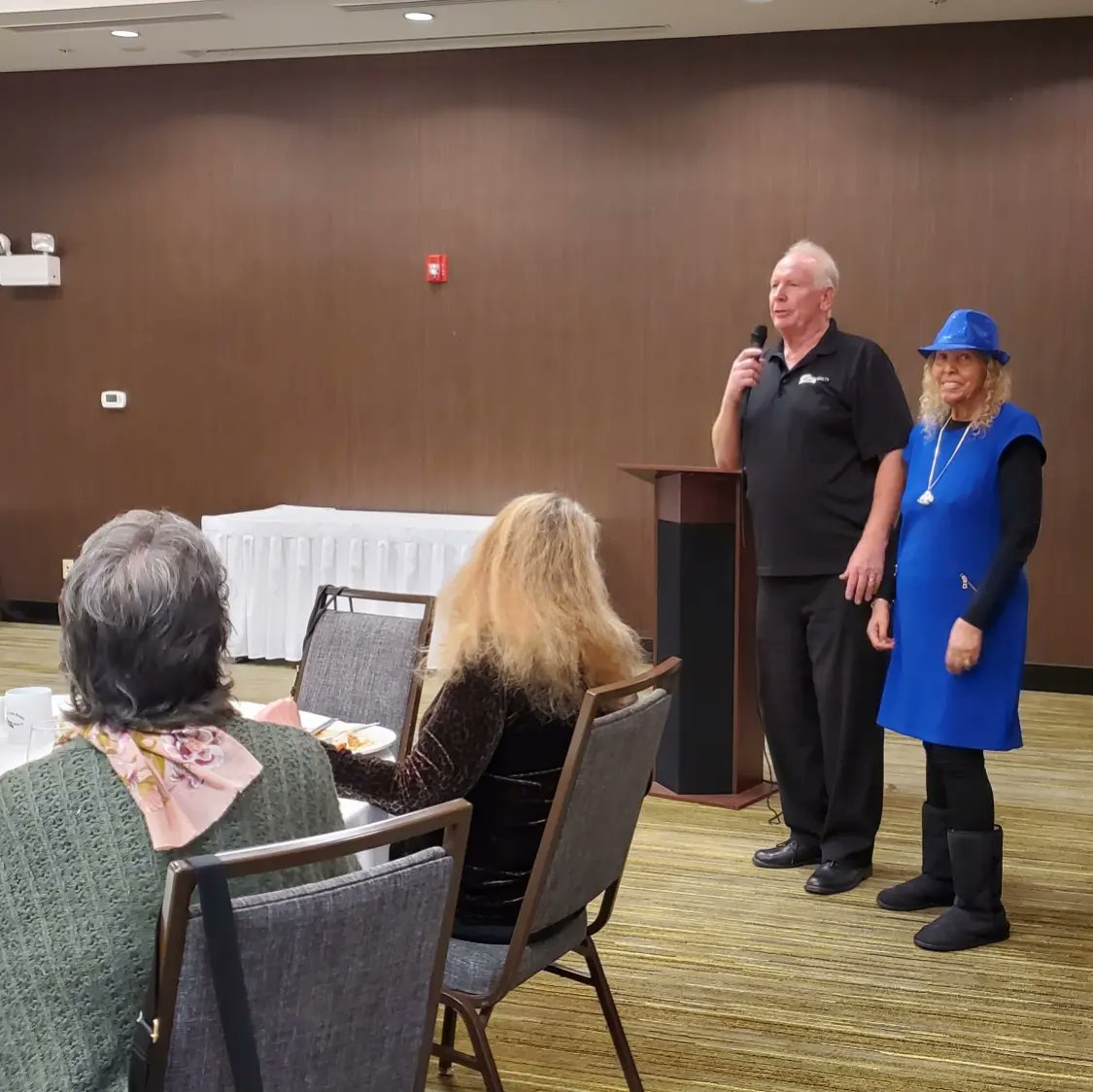 richardbounceRE's tweet photo. Bounce Realty Annual Awards Luncheon was today at Courtyard by Marriott Hesperia 🐇 Congratulations to Gladys Ruelas for getting Realtor of the Year for the 2nd year in a row!
#AwardsLuncheon
#BounceRealty https://t.co/dOQZhZu4NT