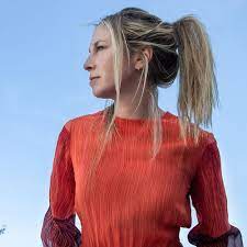 dream925fm's tweet photo. Np Holding a heart - @TobyLightman  // #AfterDark with @SoulSistaNeka #ThirstyThursday #MoreMusic #CopThis https://t.co/Jdo1vV5vFM