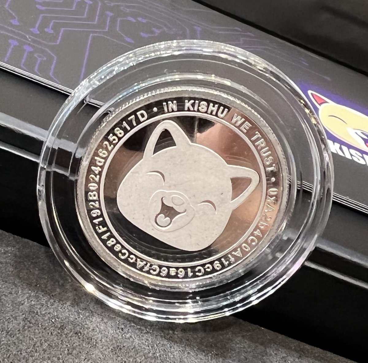 Mo_Kishu's tweet photo. Did you know that Kishu Silver Coin was casted fine silver ( 999.0 pure silver ) , and only 333 pcs in existence?

#silver #coin #token #kishu #kishuinu #kishuverse #meme #nft @robinhood_star1 @InuKishu https://t.co/xNL3xFe0BG