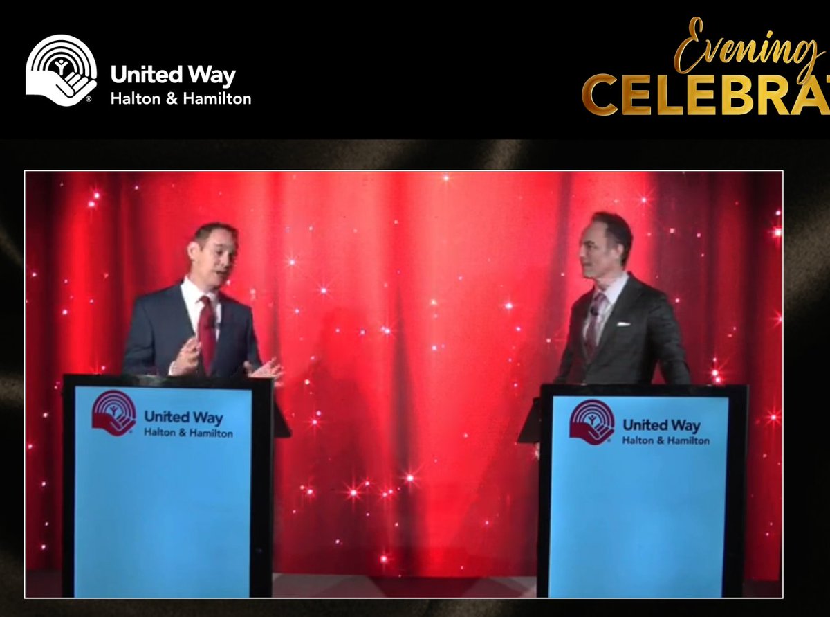 ClearGreenDay's tweet photo. Happy to celebrate @unitedwayhh #locallove campaign tonight with inspiring  @ApplebyCollege faculty, @ACPrefects , and @BradPark1 and Chris Mei from @weathernetwork https://t.co/i0GvRL56mA