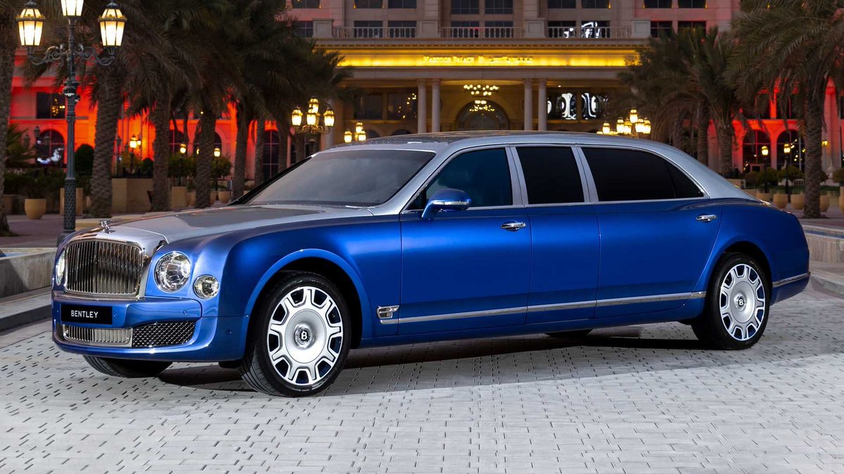 dakilady1's tweet photo. @GobratiShego 

Pulling up to Shego...was an Imperial Blue Bentley Mulsanne Mulliner Grand Limousine! 1 of only 5 EVER MADE! The window opened slowly...and Daki’s crimson eyes met Shego’s.

“Bakalazuko, elder sister. I...would like to apologize for my words earlier. Forgive me.” https://t.co/j7dVtBNYii