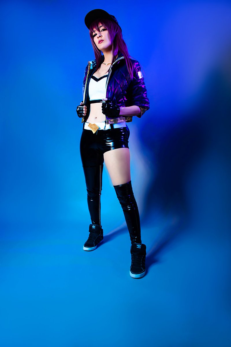 BoozyCruzy's tweet photo. DRUM GO DUM

@KDA_MUSIC 
@riotgamesmusic 
@riotgames 
@LeagueOfLegends 

#KDA #LeagueOfLegends #KDAAkali #KDAPopstar #riotgamesmusic #akalicosplay https://t.co/qr0xXC9uJV