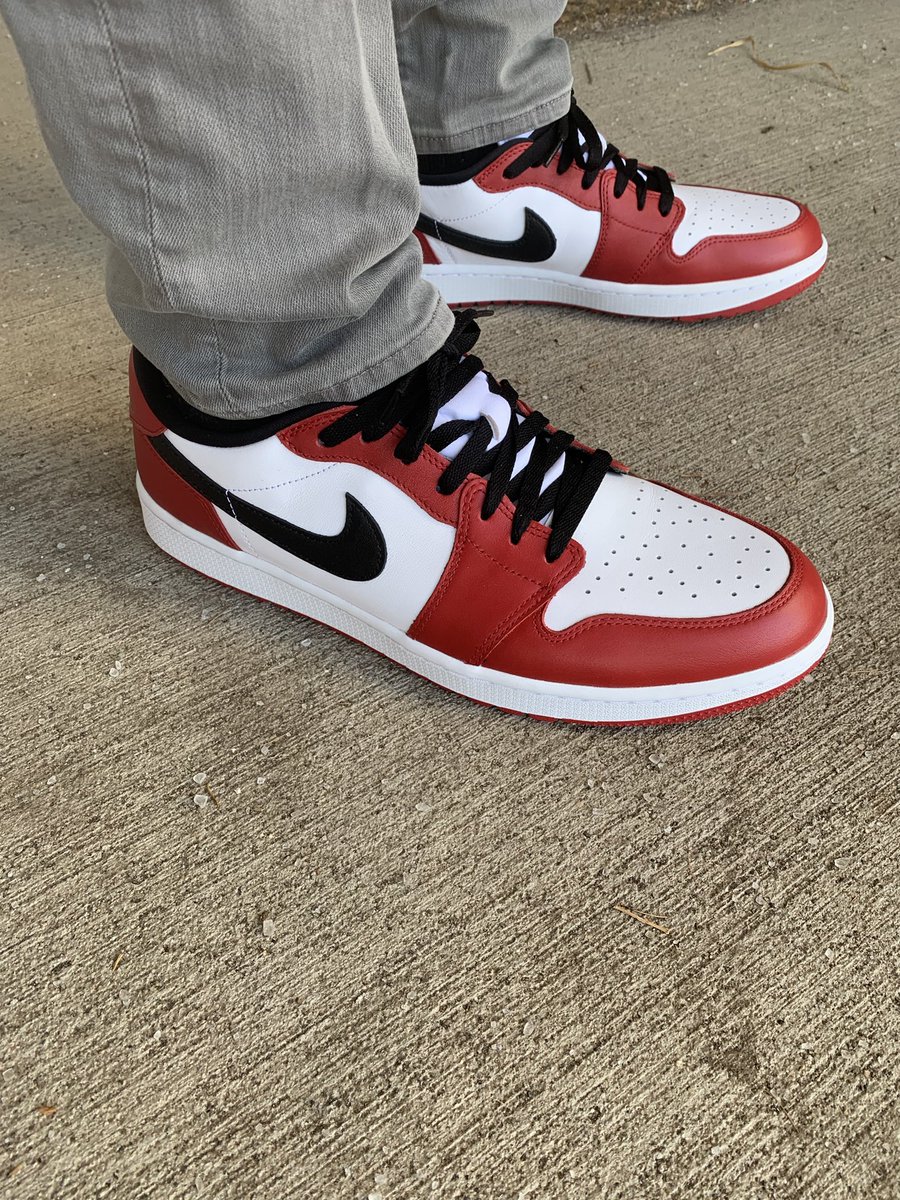 Jordan1Squad's tweet photo. can’t even tell these are a golf shoe. 
So fire. https://t.co/lU2nzrzfvy