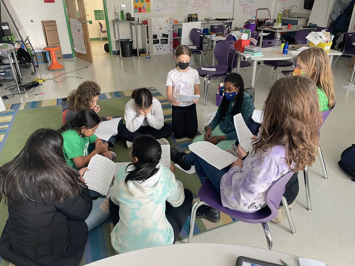 parrclass's tweet photo. Readers theater about the Civil War @StratfordLndgES https://t.co/a3uKDLUznv