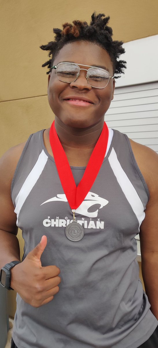 Senior Jeremiah Smith throws over 47' first time out #Fity