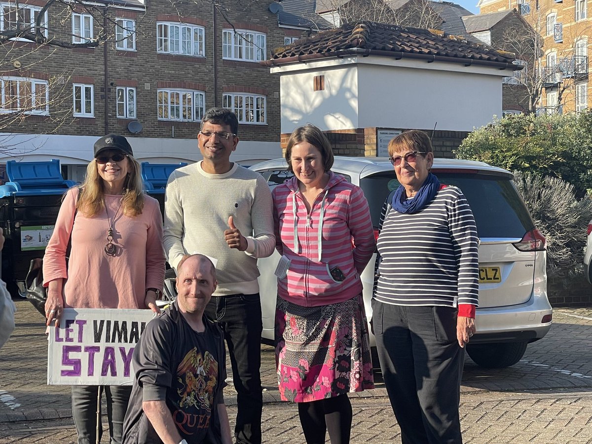 TunedInLDN's tweet photo. More people who showed up to #MarchForVimal. Today the @ukhomeoffice has been criticised for lacking compassion in a situation that is getting worse not better. @pritipatel if our school reports looked anything like that report we would be very ashamed. 3rd pic by @WendyNowak https://t.co/3y1UwDpfaq