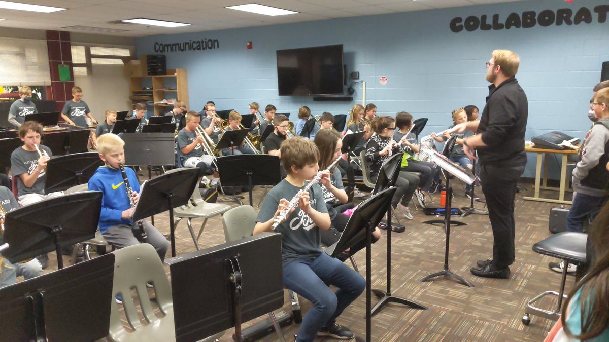 I was able to get an invitation to a sneak peek of tonight's band concert! @angiethurmond