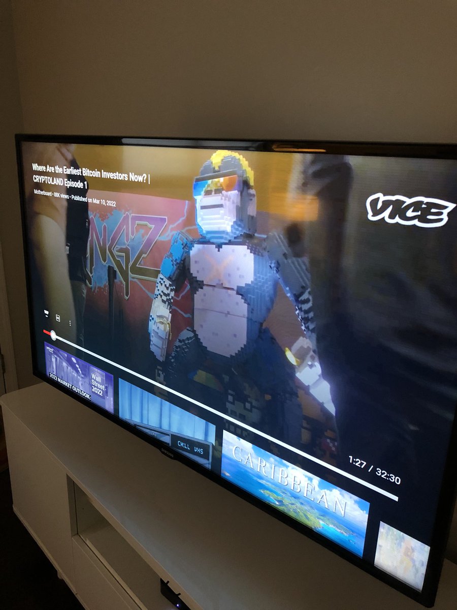 JohnnyBoneZone's tweet photo. Anyone catch this @CyberKongz sighting on recent @VICE ? https://t.co/22fsVhDeRU