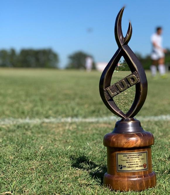 Liga Universitaria de Deportes tweet media