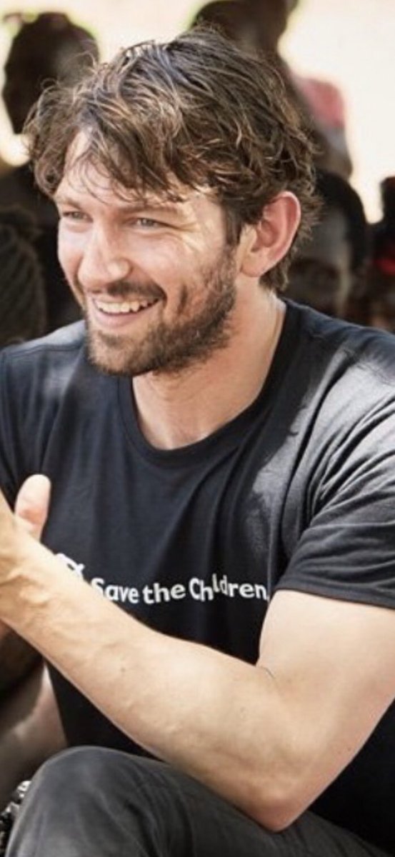 michieladdict's tweet photo. Ever get totally distracted by something on your camera roll? #dimplealert #michielhuisman https://t.co/bcLeZTztW1