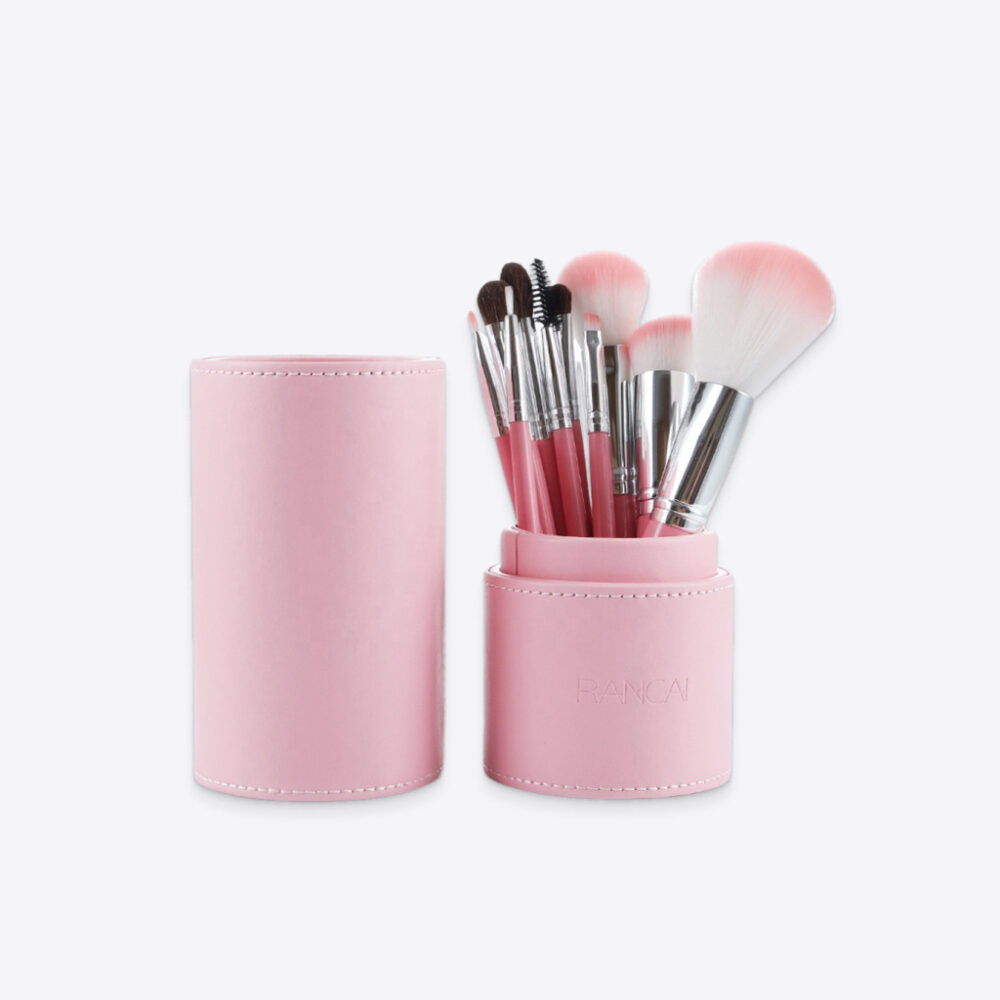 10-Piece Pink Makeup Brush Set #vegan #teamkakmigha https://t.co/htaUs7CLLP https://t.co/XhhAPBlRzr
