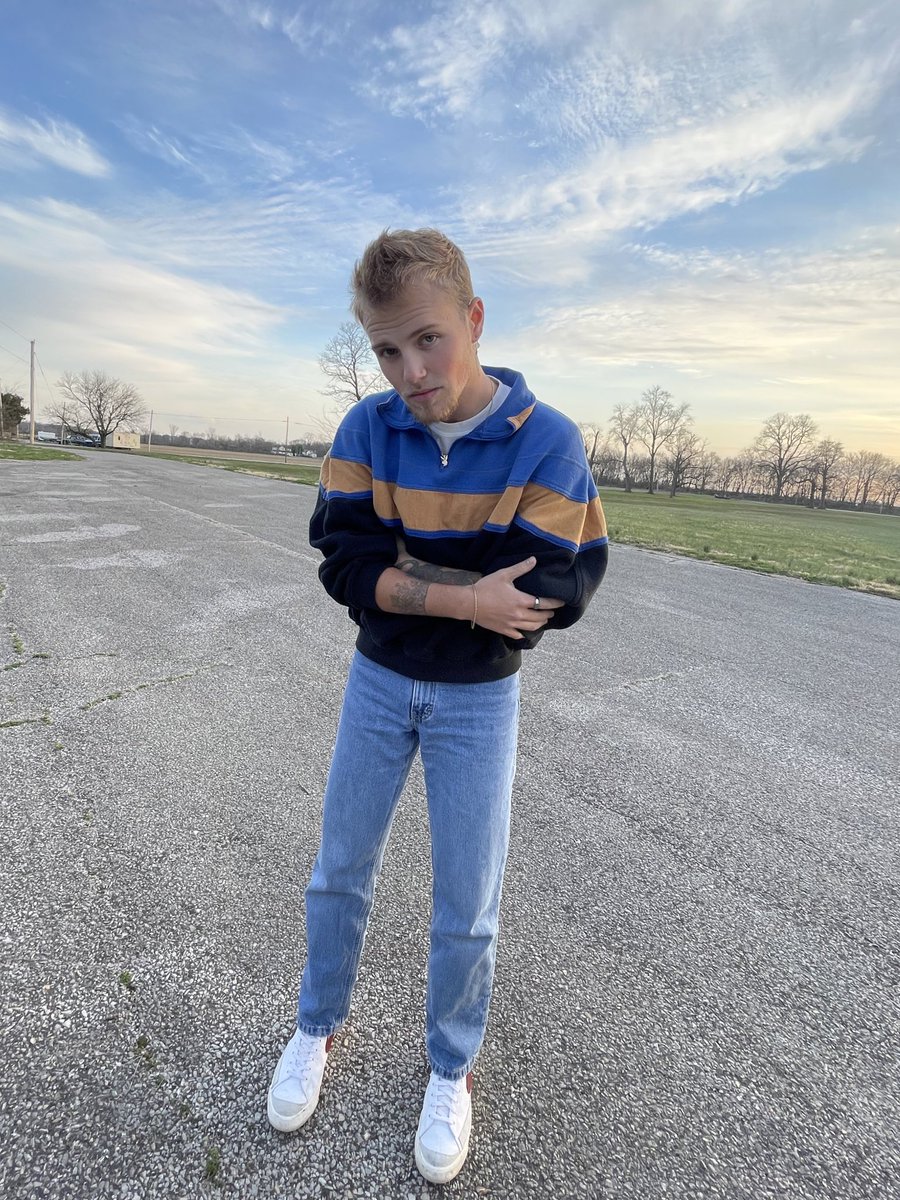 avintracy's tweet photo. #InternationalTransDayofVisibility // i will never hide myself for anyone. Especially in times like right now. For others who can’t, i promise you i am fighting for your life just as much as mine. Beyond thankful for the ones who have supported me &amp; been by my side since day 1❣️ https://t.co/0bmAtbbPSM