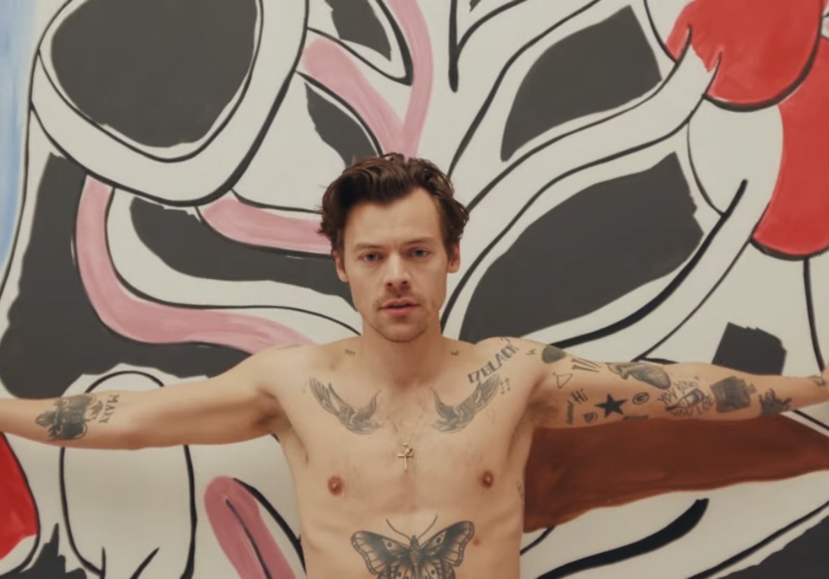 noregrets_noah's tweet photo. yes, harry. that is all. https://t.co/oWFCuiIH7W