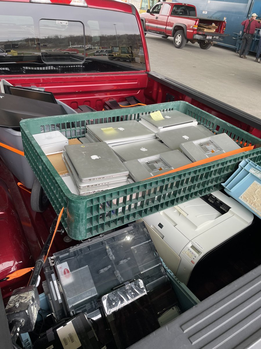 BradDitzell's tweet photo. Incito finally made a much needed recycling run. It was long overdue - all HDs/flash removed. Enjoyed reminiscing about the systems &amp; old Mac OS comedy. https://t.co/KYGxp6deA2