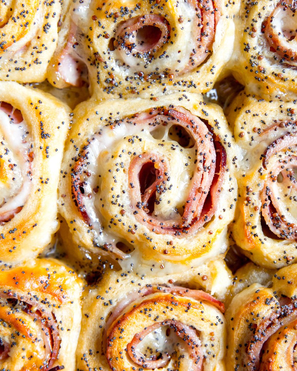 GreenridgeFarm's tweet photo. You should definitely make these ham and swiss rolls this weekend. They are MONEY! Flavor in every bite and also feeds a crowd! Full recipe on our website! @greenridgefarm https://t.co/Mf5l5cjah9
